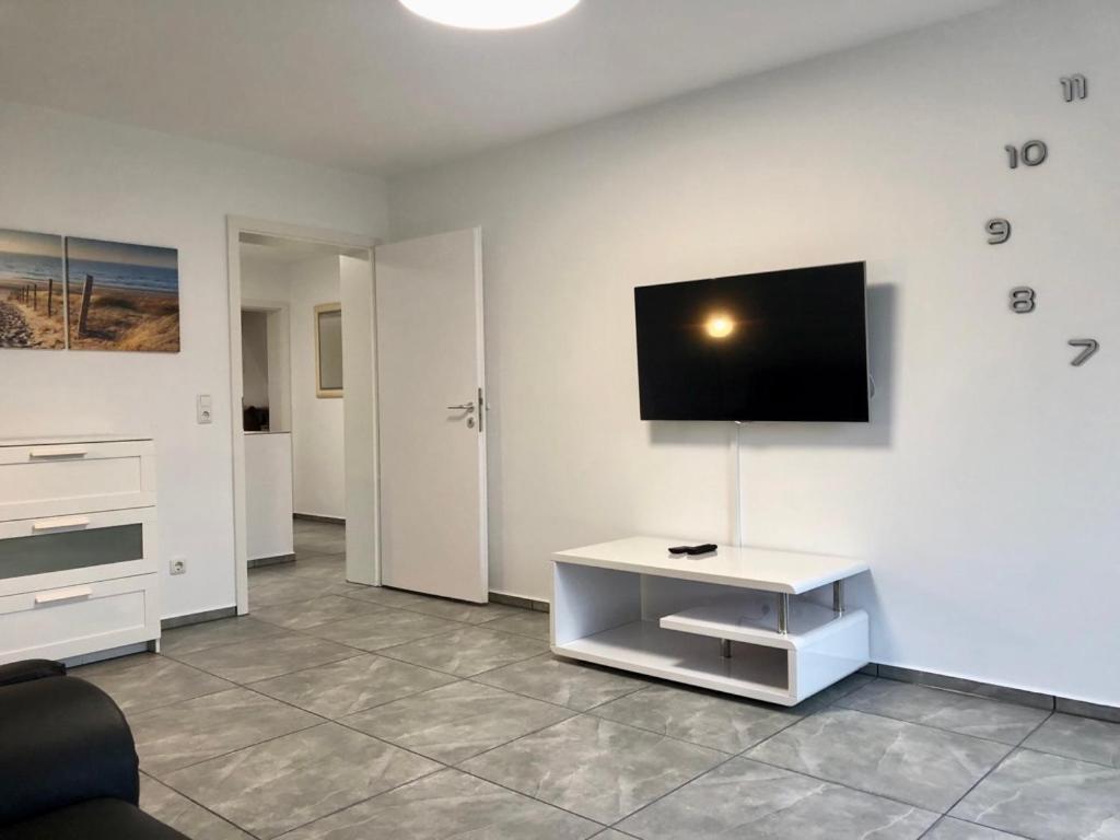 Dachgeschosswohnung Mit Seeblick Ahrensbok Ngoại thất bức ảnh