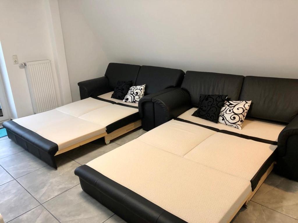 Dachgeschosswohnung Mit Seeblick Ahrensbok Ngoại thất bức ảnh