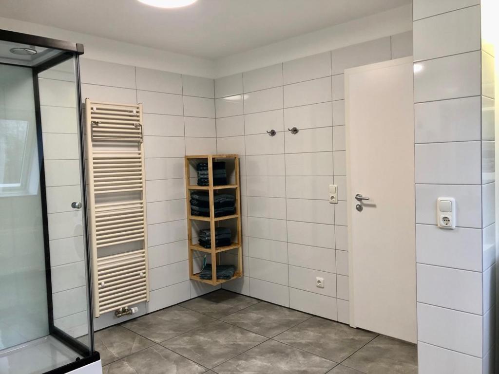 Dachgeschosswohnung Mit Seeblick Ahrensbok Ngoại thất bức ảnh