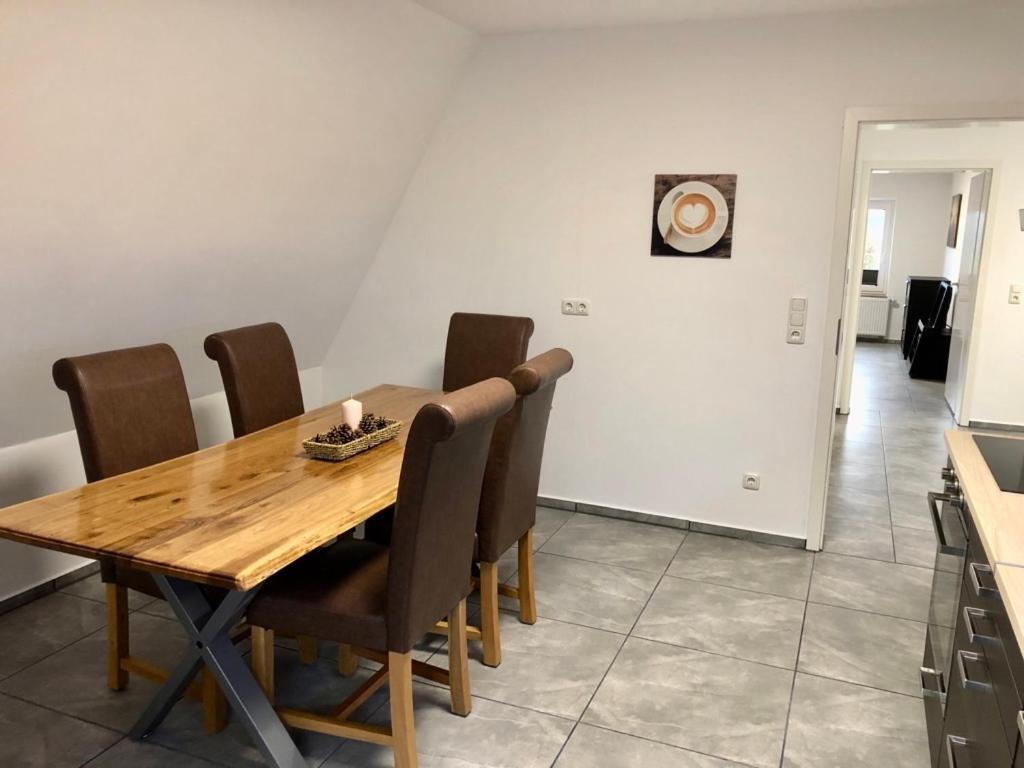 Dachgeschosswohnung Mit Seeblick Ahrensbok Ngoại thất bức ảnh